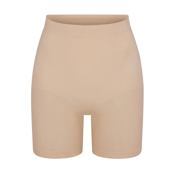 SKIMS SEAMLESS SCULPT MID THIGH SHORT MICA - Picture 1 of 2